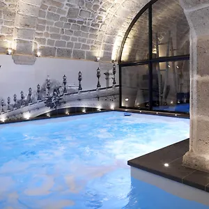 Hotel La Lanterne & By Timhotel